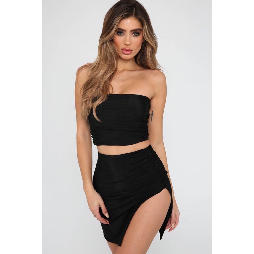 Tiger Mist ‘Arianna’ Crop top & Skirt